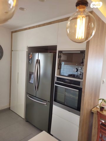 דירה, שדרות בר אילן 24, דרום מערב ותיק, בת ים