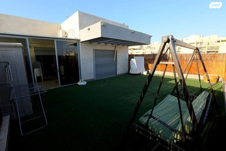 גג/ פנטהאוז, משה קהירי 17, רמות הרכס, באר שבע