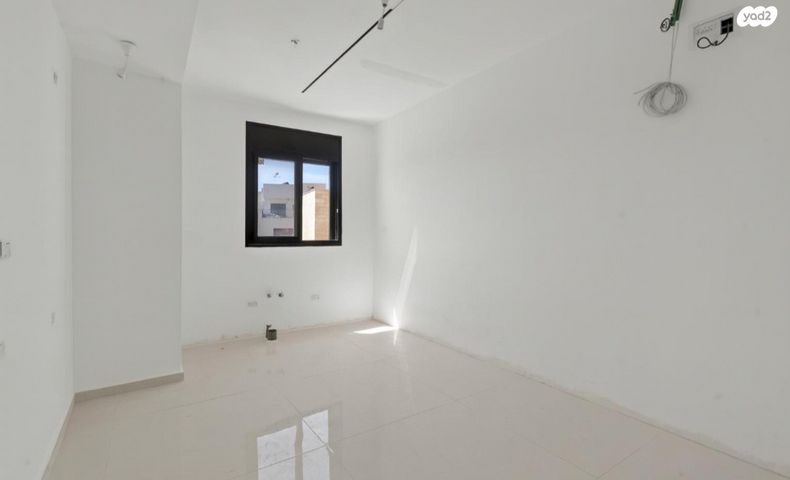 דירה, סוקולוב, ראשונים, ראשון לציון