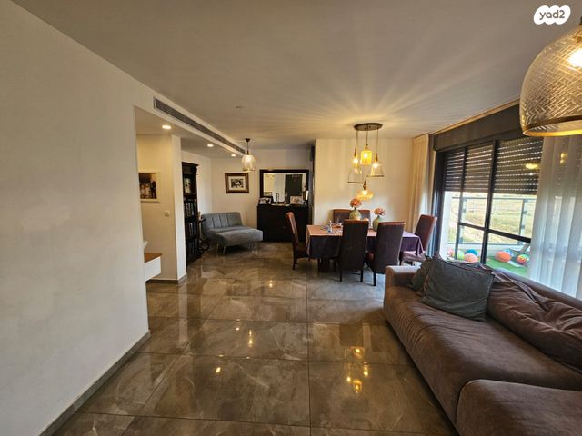 בית פרטי/ קוטג', רבינא, דובב מישרים / רמת בית שמש ד-1, בית שמש