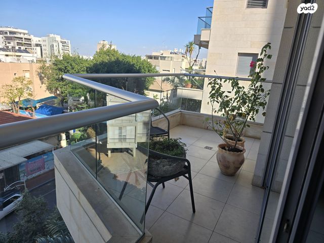 דירה, חורגין, תל יהודה, רמת גן