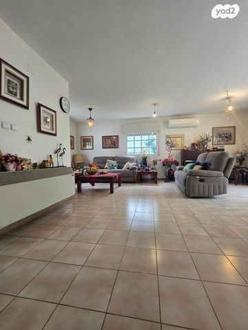 בית פרטי/ קוטג', בנה ביתך, קרית ים