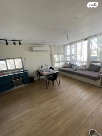 דירה, הרב חרל"פ 7, הר שלום, בני ברק