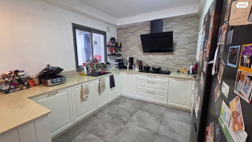 דירה, הגל, טירת כרמל