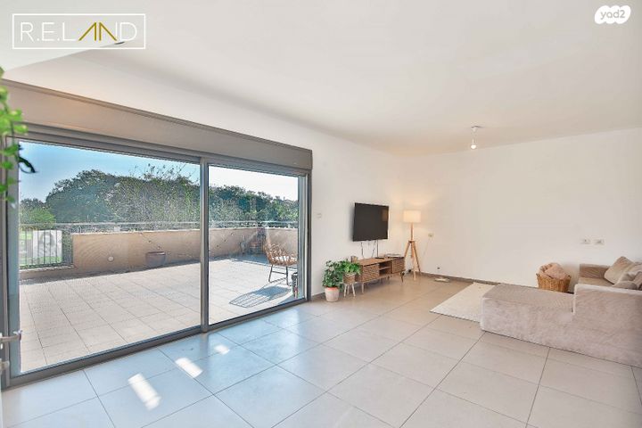 דופלקס, פרדס חנה כרכור