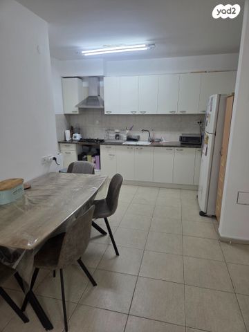 דירה, היקב 9, קרית כרמים, ראשון לציון