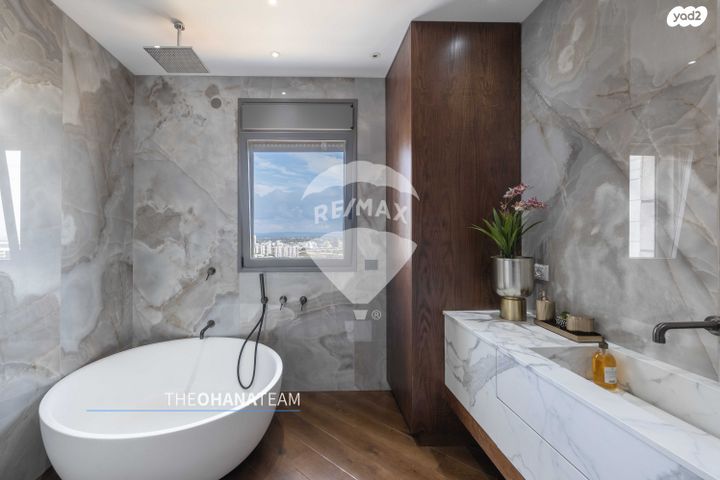 דירה, ארצי שרמן, גלי הים, נתניה