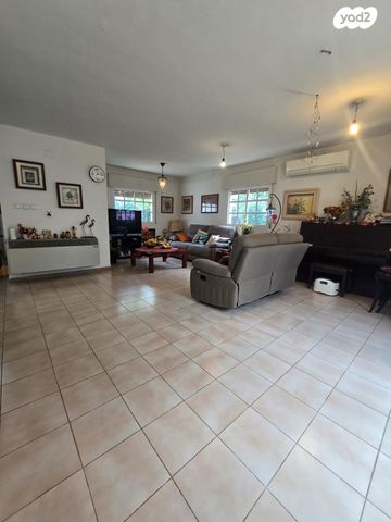 בית פרטי/ קוטג', בנה ביתך, קרית ים