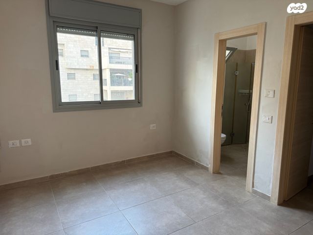 דירה, מאשה ודב סקיבין, כפר סבא הירוקה, כפר סבא