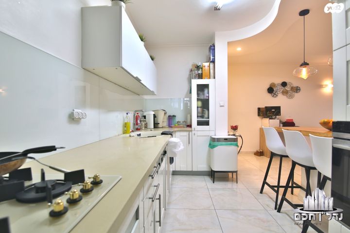 דירה, מנחם בגין, נווה גנים, קרית מוצקין