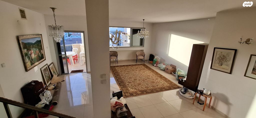 גג/ פנטהאוז, כצנלסון, ראשון לציון