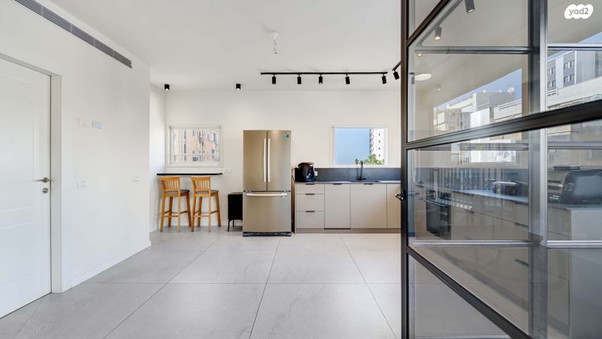 דירה, הלפר 10, הגבול רוטשילד, בת ים