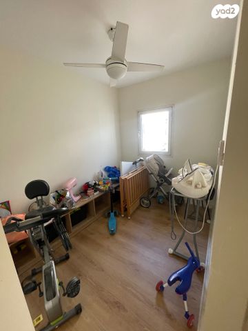 דירה, הרב חרל"פ 7, הר שלום, בני ברק