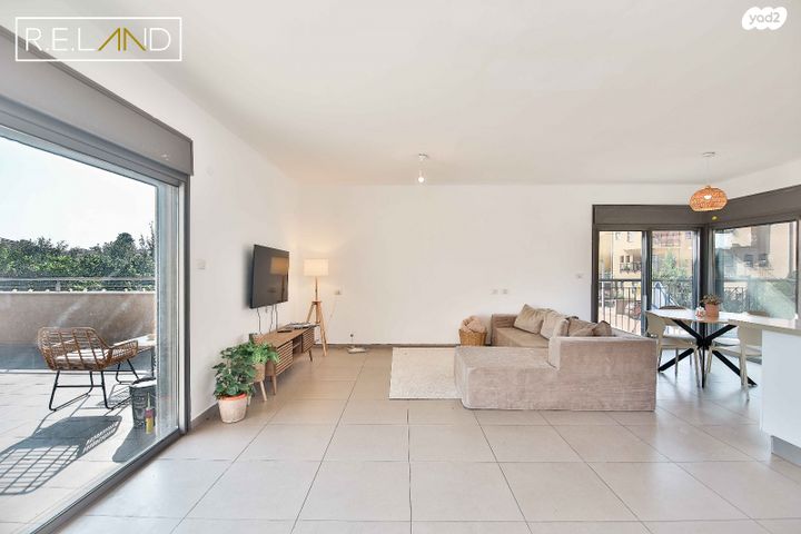 דופלקס, פרדס חנה כרכור