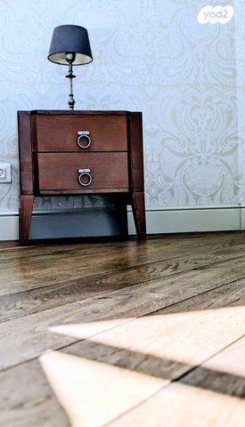 דירה, פנחס אילון, חולון