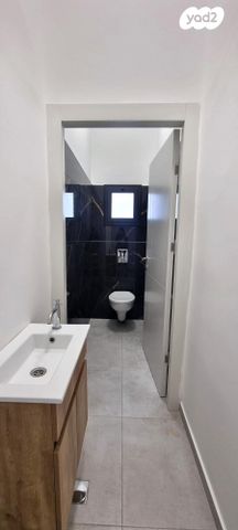 בית פרטי/ קוטג', ריטה לוי מונטילצ'יני, אופק, ירוחם