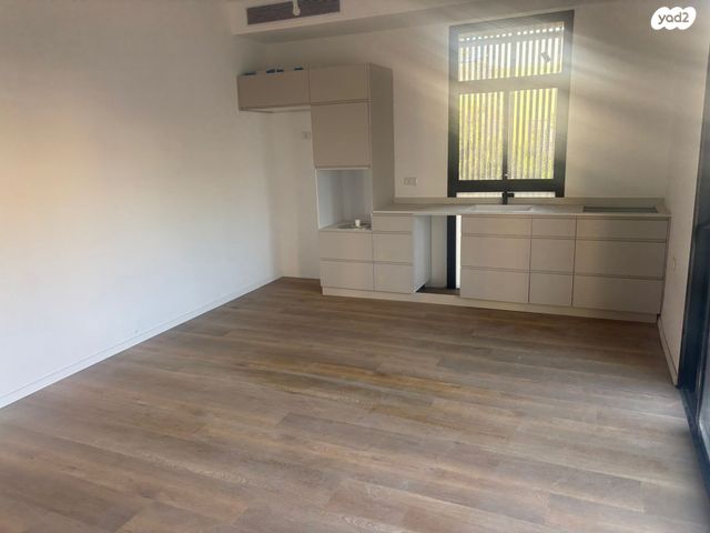 נחלת בנימין 7