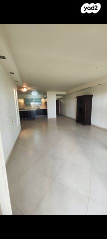 דירה, זלמן שז"ר 16, נתניה