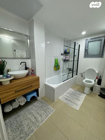 דירה, משה לוי, נאות שמיר, רמלה