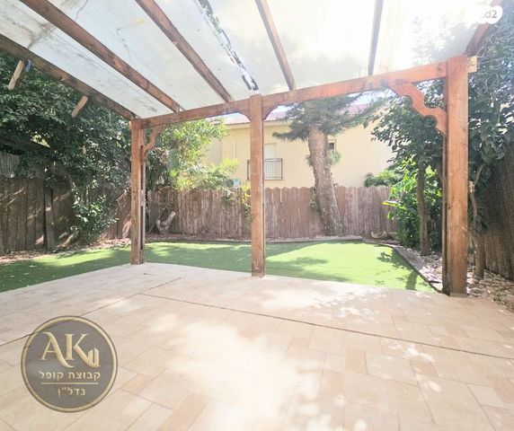 בית פרטי/ קוטג', גן יבנה מערב, גן יבנה