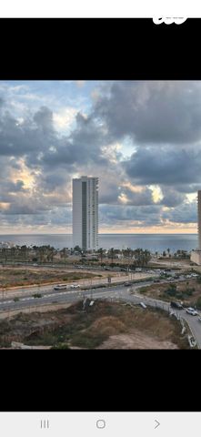 דירה, אמנון ליפקין שחק, נתניה