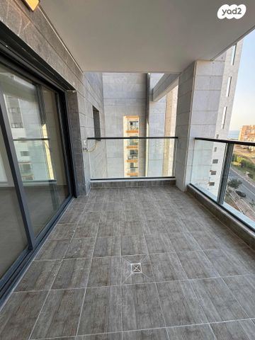 דירה, הרב הרצוג, צפון מערב מרכז העיר, נתניה