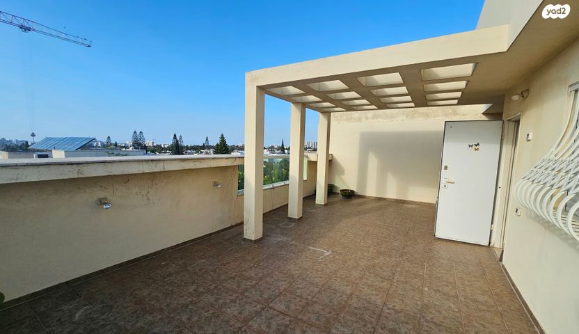 גג/ פנטהאוז