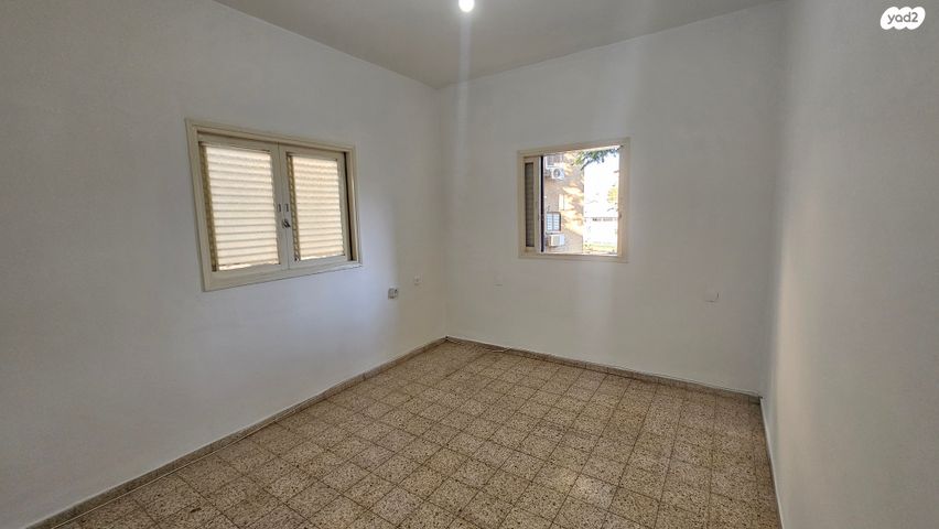 דירה, הרב יהודה צבי מלצר, א' / צפון מזרח העיר, רחובות