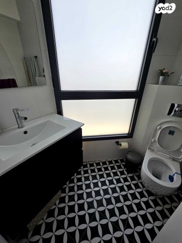 דירה, דרך מנחם בגין, מונטיפיורי, הרכבת, תל אביב יפו