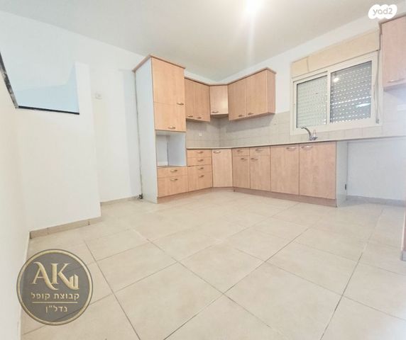 בית פרטי/ קוטג', גן יבנה מערב, גן יבנה