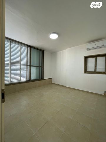 דירה, החשמונאים, לב העיר, בת ים