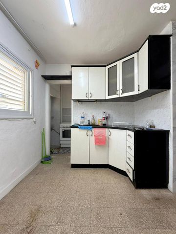 דירה, שדרות דגניה 75, קרית חיים מערבית, חיפה