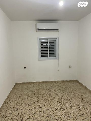 דירה, ראובן ברקת, נווה רמז, חולון