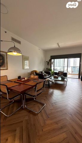 דירה, אריק לביא, עיר ימים, נתניה