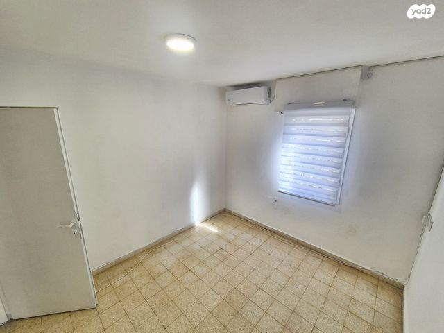 דירה, הרב מיימון 31, דרום מזרח, בת ים