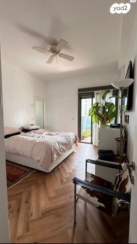 דירה, אריק לביא, עיר ימים, נתניה