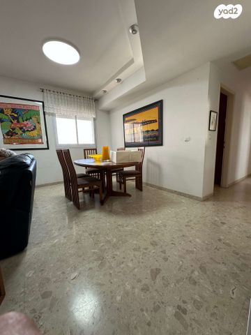 דירה, מרדכי גור 5, רמת פולג, נתניה