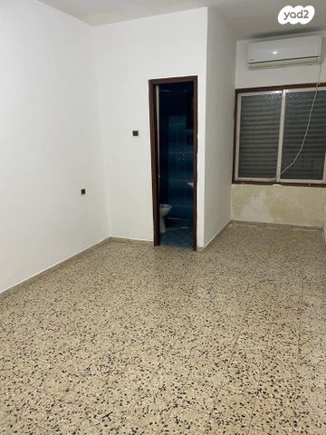 דירה, ראובן ברקת, נווה רמז, חולון