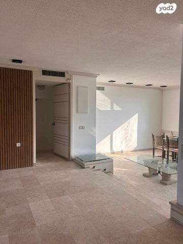 גג/ פנטהאוז, בלקינד, הצפון החדש - כיכר המדינה, תל אביב יפו