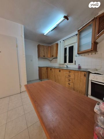 דירה, זלמן שניאור, חיפה