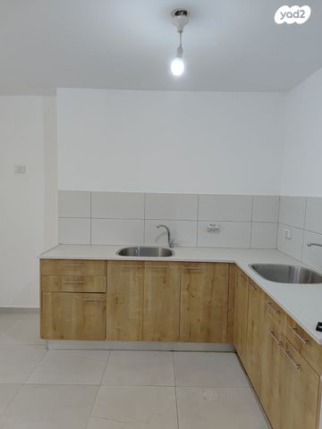 דירה, הרב יעקב אדלשטיין, רמת אברהם, בית שמש