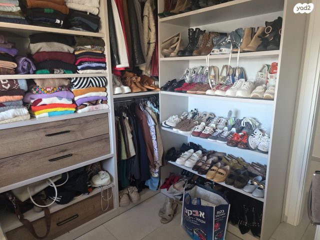 גג/ פנטהאוז, זאב ברנדה, המרכז השקט / מרכז העיר, פתח תקווה