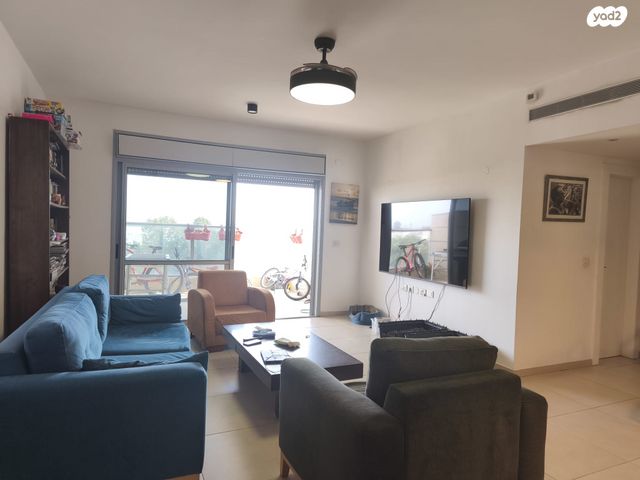 דירה, שדרות יצחק רבין, רמת אמיר, קדימה צורן