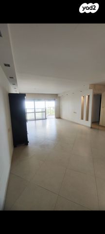 דירה, זלמן שז"ר 16, נתניה