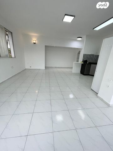 דירה, ביאליק, שכונת גפן, רמת גן