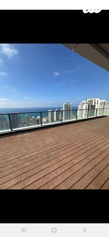 אמנון ליפקין שחק 