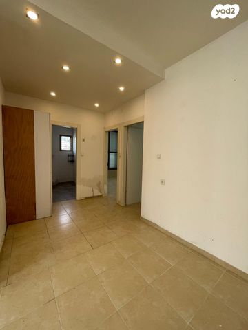 דירה, החשמונאים, לב העיר, בת ים