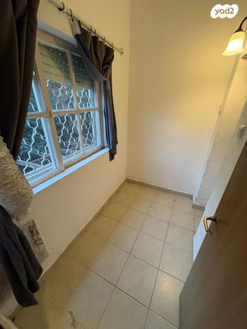 דירה, הלל, הדר עליון, חיפה