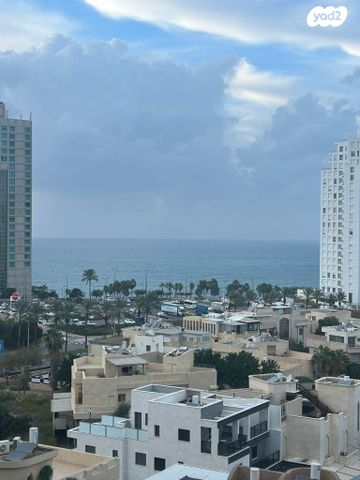 דירה, נוף הטיילת, נתניה