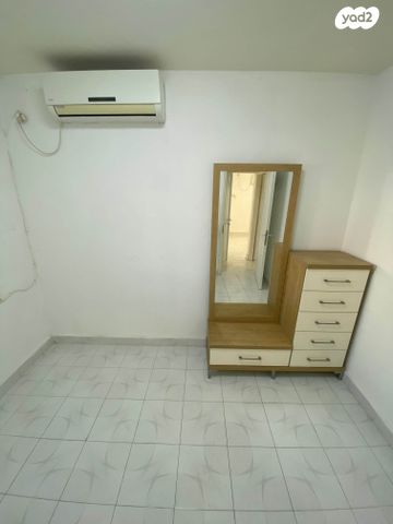 דירה, הרצל, רמב"ם, טירת כרמל